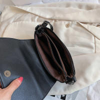 Bolso Vintage de Hombro Cruzado Negro con Rebites Bolso de Mensajero de Cuero PU Diseño de Calavera Bolso de Mano de Moda para Mujeres - details 15