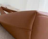 Bolso de mano informal de cuero suave para mujer, bolsa de hombro de gran capacidad con bolsillo exterior, Color sólido, alta calidad - details 22