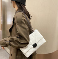 Bolso cruzado de cuero PU de hilo de lujo para mujer, bandolera con cadena, bolso de gran capacidad - details 1
