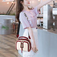 Bolso de hombro con costuras para mujer, bandolera de cuero PU, de lujo, con cadenas cuadradas, a la moda - details 2