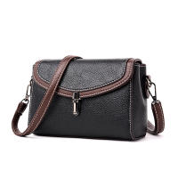 Bolso de hombro de cuero PU para mujer, bandolera de gran capacidad con solapa pura, Simple, a la moda, Color sólido - details 4