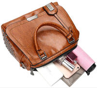 Bolso Vintage de cuero PU para Mujer, bandolera de hombro con remaches, de diseñador, de lujo, con almohada - details 13