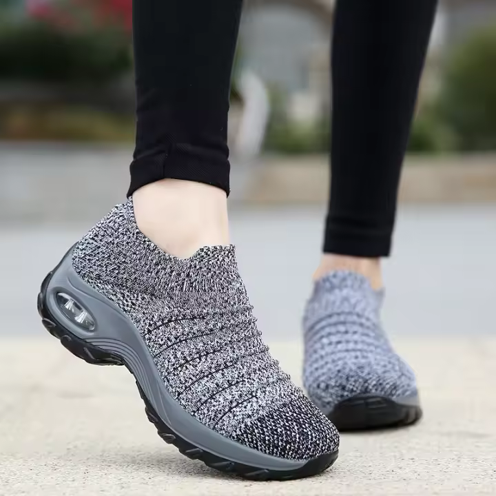 Zapatillas De plataforma para Mujer, Zapatos informales transpirables, a la moda, con aumento De altura, novedad - 1