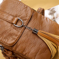 Bolso Vintage de Hombro para Mujeres Estilo Bandolera con Borlas Bolsa Pequeña Cuadrada de Cuero PU Bolsa de Teléfono Bolso de Mensajero - details 13
