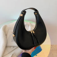 Bolso de Mujer de Lujo en Forma de Media Luna de Cuero PU Bolso de Hombro de Color Sólido Bolso Pequeño de Dumpling Diseño de Bolso de Axila - details 18