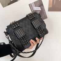 Bolso Vintage de Hombro Cruzado Negro con Rebites Bolso de Mensajero de Cuero PU Diseño de Calavera Bolso de Mano de Moda para Mujeres - details 6