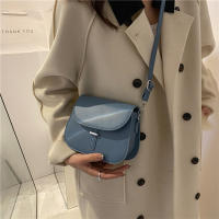 Bolso cruzado de cuero PU para mujer, cartera pequeña de diseñador, semicircular, estilo Retro, a la moda - details 20