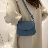 Bolso cruzado de cuero PU para mujer, cartera pequeña de diseñador, semicircular, estilo Retro, a la moda - details 22