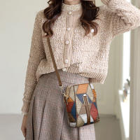 Bolso de Mujer de Cuero PU Bolso de Hombro de Múltiples Cremalleras Bolso Pequeño para Móvil de Piel de Vaca Suave Bolso Cruzado con Color Tejido - details 1