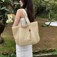 Bolso de paja tejido a mano para mujer, bolsa de hombro de gran capacidad con colgante para axila, Asa superior, Verano - details 10