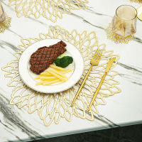 4 Uds. Mantel Individual de PVC bronceado con flor de hibisco, 38cm - details 2