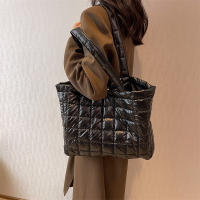 Bolso de hombro de algodón para mujer, bolsa de diseñador de lujo, gran capacidad, Asa superior, acolchado - details 13