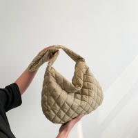 Bolso de hombro de nailon Vintage para mujer, bandolera informal impermeable, bolso Hobo acolchado de gran capacidad - details 19