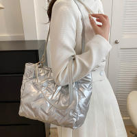Bolsos de mano acolchados de gran capacidad para mujer, bolsos de hombro acolchados de algodón de plumón, bolsos de axilas de moda para niñas, bolsos hinchados de invierno - details 17