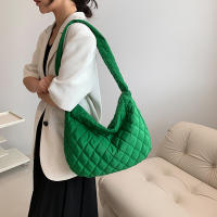 Bolso de hombro de nailon Vintage para mujer, bandolera informal impermeable, bolso Hobo acolchado de gran capacidad - details 1