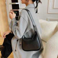 Bolso de hombro Vintage de media luna para mujer, bolso de axila de cuero suave, bolso cruzado, marcas de lujo, nuevo - details 2