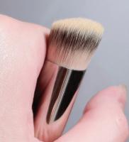 Maquillaje sin costura, cubierta sintética, círculo oscuro, crema líquida cosmética - details 4