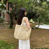 Bolso de paja tejido a mano para mujer, bolsa de hombro de gran capacidad con colgante para axila, Asa superior, Verano - details 11
