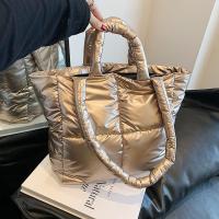 Bolso de algodón acolchado para mujer, bolsa de hombro de gran capacidad, a la moda, de diseñador, de lujo - details 24