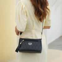 Bolso cruzado de cuero PU con cremallera para mujer, bandolera pequeña de gran capacidad con borlas de hilo, a la moda, novedad - details 3