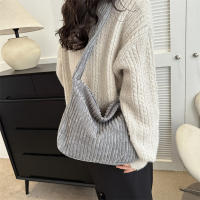 Bolso de mano de invierno para mujer, bolsos de gran capacidad, bolsos de hombro informales, bolso cruzado de pana de tendencia para mujer - details 22