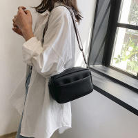 Bandolera de Color liso para mujer, bolso de hombro ancho con correa, cuadrado pequeño, Retro, informal, sencillo, 2023 - details 5