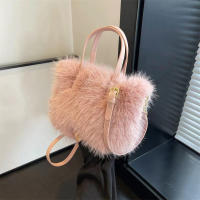 Bolso de mano de piel sintética para mujer, bolso de hombro cruzado suave, diseño de lujo, de felpa, de invierno - details 24