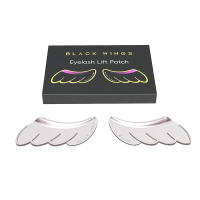 El Q-pop ultra suave presenta parches adhesivos para los ojos en las alas combinados con láminas finas delicadas y brillantes, con un diseño de contorno único. - details 0
