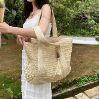 Bolso de paja tejido a mano para mujer, bolsa de hombro de gran capacidad con colgante para axila, Asa superior, Verano - details 9