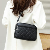Bolso cuadrado pequeño con bandolera para mujer, nuevo diseño acolchado, bandolera de cuero de PU, bandolera versátil - details 15