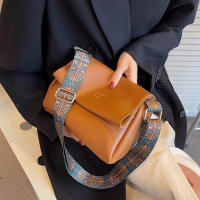 Bolso pequeño Boston de cuero PU para mujer, bandolera de diseñador de moda, bolso de hombro con almohada de viaje informal - details 12