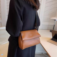 Bolso pequeño Boston de cuero PU para mujer, bandolera de diseñador de moda, bolso de hombro con almohada de viaje informal - details 6