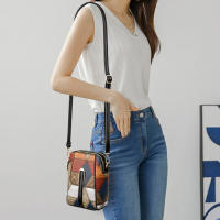 Bolso de Mujer de Cuero PU Bolso de Hombro de Múltiples Cremalleras Bolso Pequeño para Móvil de Piel de Vaca Suave Bolso Cruzado con Color Tejido - details 4