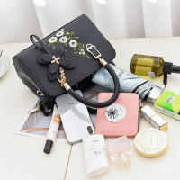 Bolso de mano de gran capacidad para mujer, bandolera de hombro con bordado de marca de moda, Color sólido, diseño de lujo - details 16