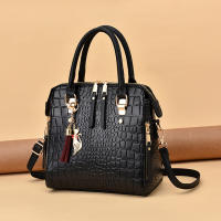 Bolso de mano Retro de piel sintética para mujer, bandolera de hombro con borla de diseñador, informal, de lujo - details 13