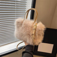Bolso de mano de piel sintética para mujer, bolso de hombro cruzado suave, diseño de lujo, de felpa, de invierno - details 25