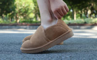 Botas de nieve sin cordones de ante vacuno para mujer, botines suaves y cálidos, antideslizantes, para invierno, para exteriores, fácil de poner y quitar - details 1