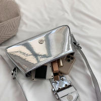 Bolso de mano de diseño de lujo para mujer, bolsa de hombro de marca con axila láser, plata, elegante, Asa superior, bolso de compras - details 14