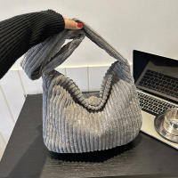 Bolso de mano de invierno para mujer, bolsos de gran capacidad, bolsos de hombro informales, bolso cruzado de pana de tendencia para mujer - details 4