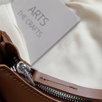 Bolso de hombro Vintage de media luna para mujer, bolso de axila de cuero suave, bolso cruzado, marcas de lujo, nuevo - details 22