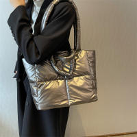 Bolso de algodón acolchado para mujer, bolsa de hombro de gran capacidad, a la moda, de diseñador, de lujo - details 17
