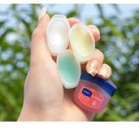 Pomada Labial Mojatadora Natural de Plantas Cuidado Labial Antigrietas con Mascarilla de Jabón de Pez Herramientas de Cuidado de la Piel Facial - details 14