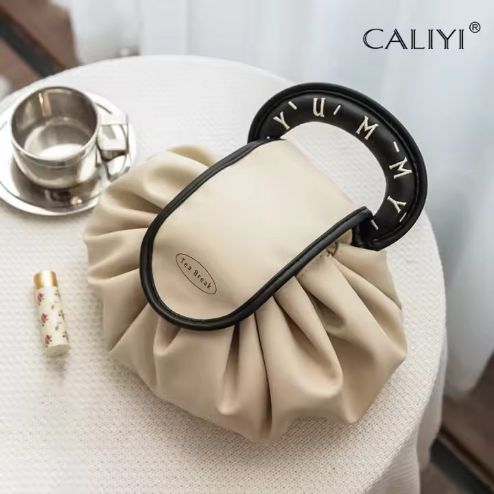 Bolsa De Maquillaje Impermeable Para Viajes Con Almacenamiento Para Brochas Y Productos De Cosméticos Tamaño 50x40x30cm - 1