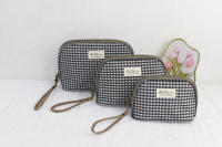 Set de 3 neceseres impermeables Vichy - Bagsgarden - details 3