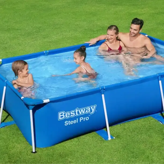 Piscina elevada Steel Pro de Bestway de 2.59 m x 1.70 m x 61 cm. - 1