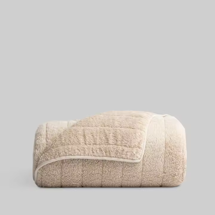 Manta Mouton Beige LlarTextil - Calidez + Ligereza - 1