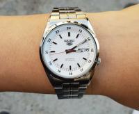 reloj hombre unisex SEIKO 5 SNK559J1 MADE IN JAPAN 36mm dial blanco correa de acero 30m WR - details 1