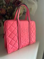 Bolso Mediano de Nylon Rosa - Estilo moderno y funcional - details 3