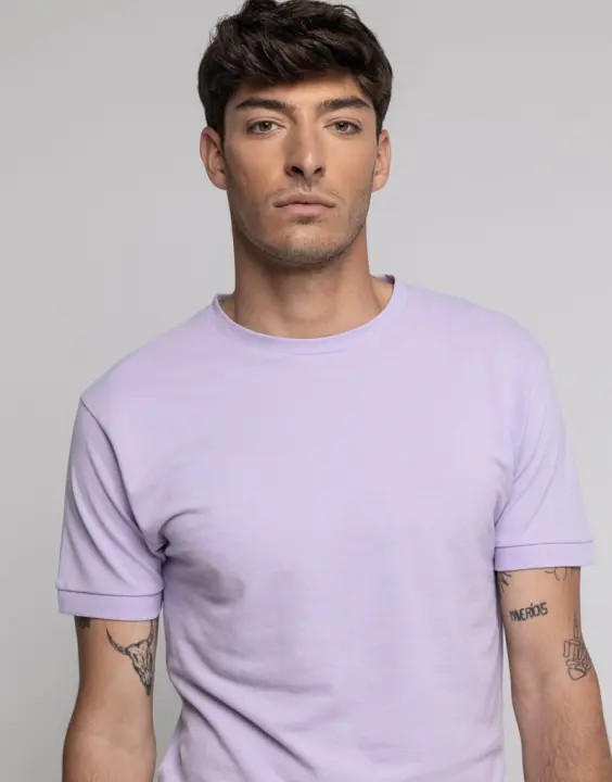 CAMISETA PIQUE MANGAS AJUSTADAS - 1