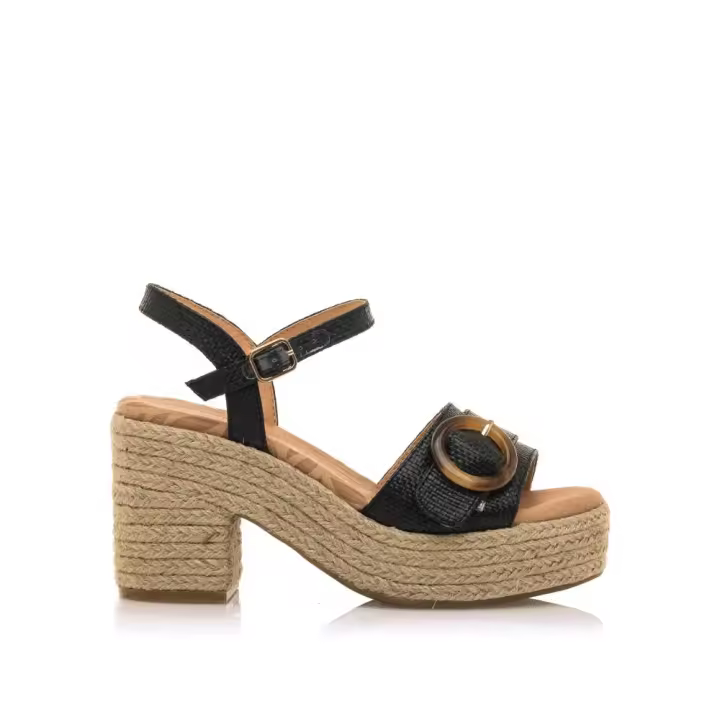 Sandalias marca Mustang modelo 59607-C55986 para mujer en color negro - 1